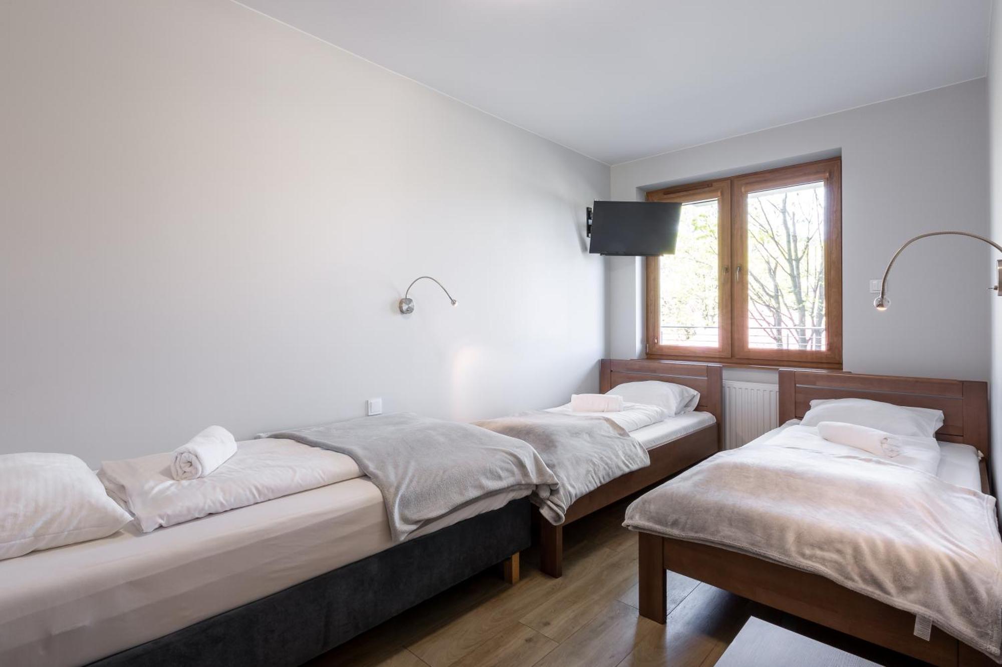 Apartamenty Bluesky - Ogrodnicza 7 I 9 - Z Widokiem Na Gory, W Zielonej Okolicy, Blisko Centrum I Atrakcji Karpacza Bilik gambar