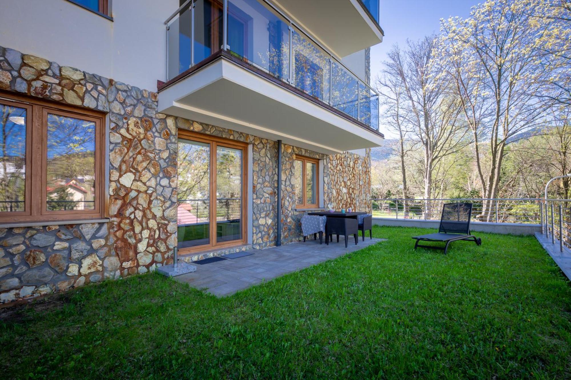 Apartamenty Bluesky - Ogrodnicza 7 I 9 - Z Widokiem Na Gory, W Zielonej Okolicy, Blisko Centrum I Atrakcji Karpacza Bilik gambar