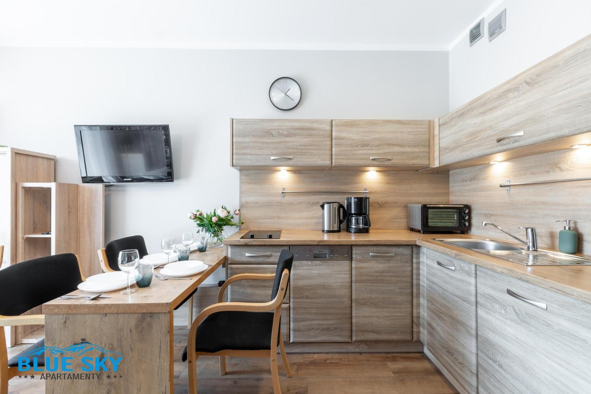 Apartamenty Bluesky - Ogrodnicza 7 I 9 - Z Widokiem Na Gory, W Zielonej Okolicy, Blisko Centrum I Atrakcji Karpacza Bilik gambar